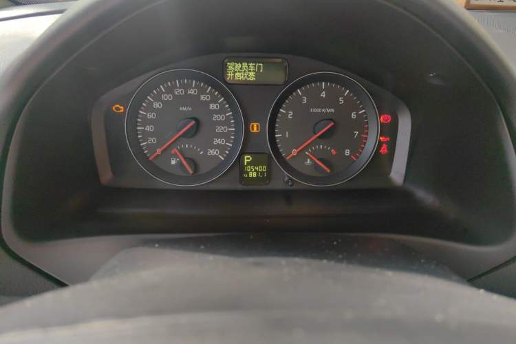 Used Volvo C30 2012 2.0L Aktiv Dynamic Package Edition Odometer Close Up