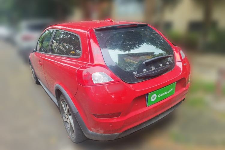 Used Volvo C30 2012 2.0L Aktiv Dynamic Package Edition Rear Left 45 Deg