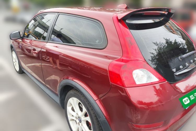 Used Volvo C30 2012 2.0L Aktiv Dynamic Package Edition Rear Left 45 Deg