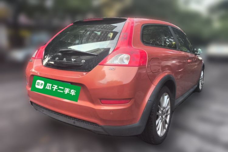 Used Volvo C30 2012 2.0L Aktiv Dynamic Package Edition Rear Right 45 Deg