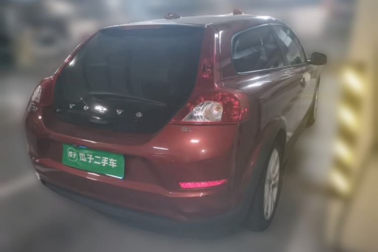 Used Volvo C30 2012 2.0L Aktiv Dynamic Package Edition Rear Right 45 Deg