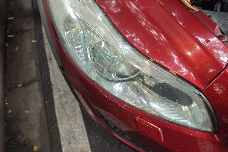 Used Volvo C30 2012 2.0L Aktiv Dynamic Package Edition Right Front Headlight