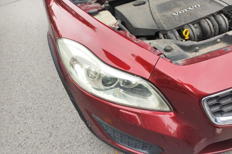 Used Volvo C30 2012 2.0L Aktiv Dynamic Package Edition Right Front Headlight