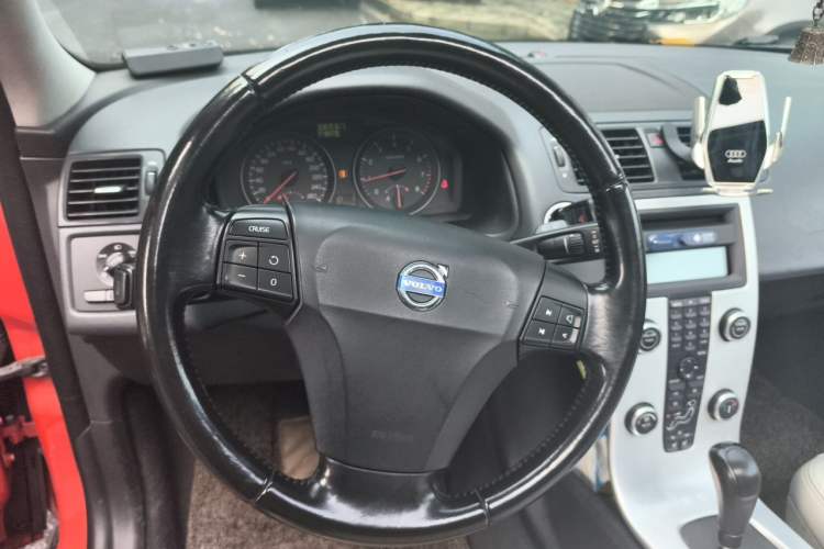 Used Volvo C30 2012 2.0L Aktiv Dynamic Package Edition Steering Wheel