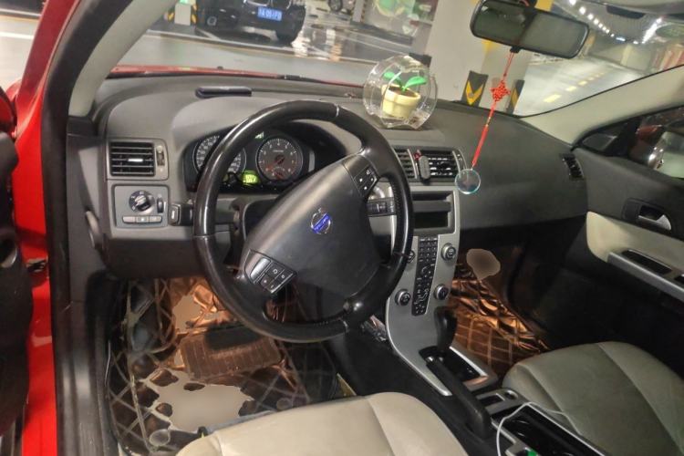 Used Volvo C30 2012 2.0L Aktiv Dynamic Package Edition Steering Wheel