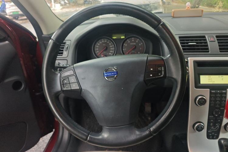Used Volvo C30 2012 2.0L Aktiv Dynamic Package Edition Steering Wheel