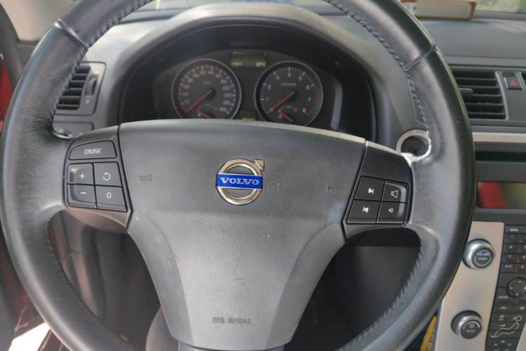 Used Volvo C30 2012 2.0L Aktiv Dynamic Package Edition Steering Wheel