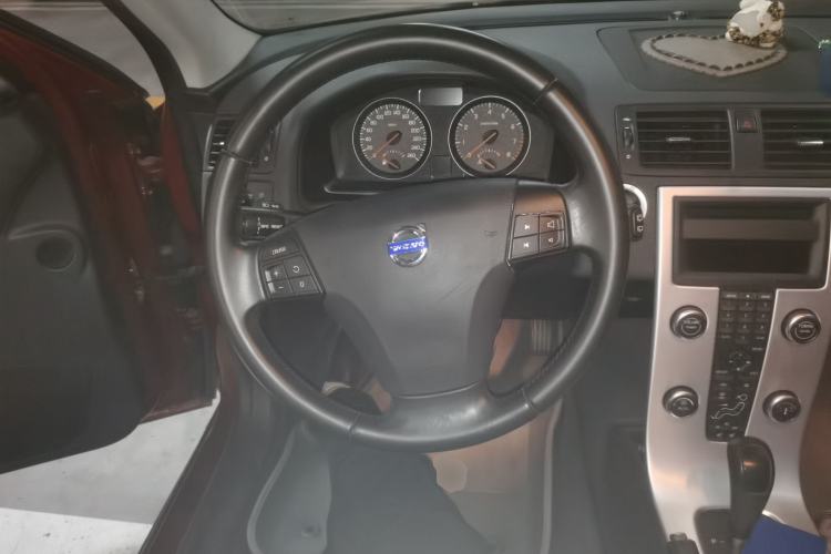 Used Volvo C30 2012 2.0L Aktiv Dynamic Package Edition Steering Wheel