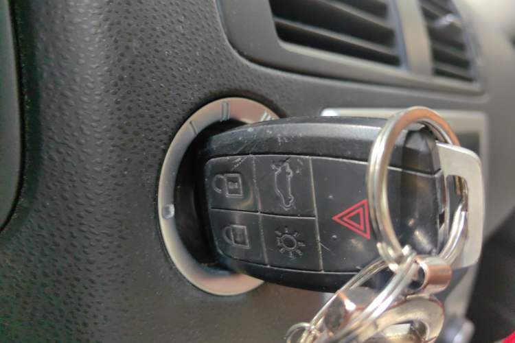 Used Volvo C30 2012 2.0L Aktiv Dynamic Package Edition Vehicle Key