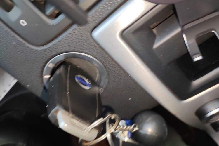 Used Volvo C30 2012 2.0L Aktiv Dynamic Package Edition Vehicle Key