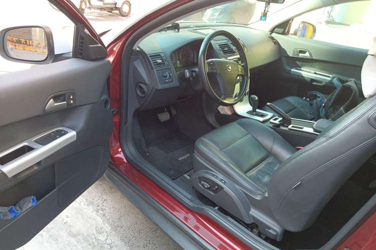 Used Volvo C30 2012 2.0L Aktiv Dynamic Package Edition Driver Seat