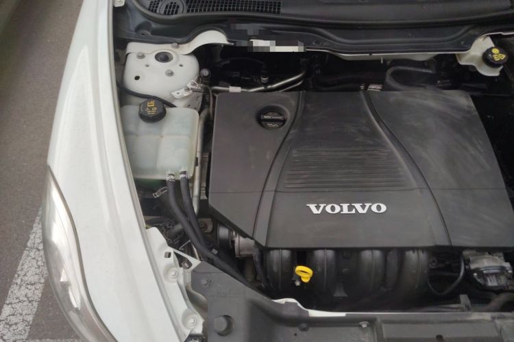 Used Volvo C30 2012 2.0L Aktiv Dynamic Package Edition Engine Bay Right