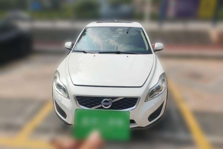 Used Volvo C30 2012 2.0L Aktiv Dynamic Package Edition Front