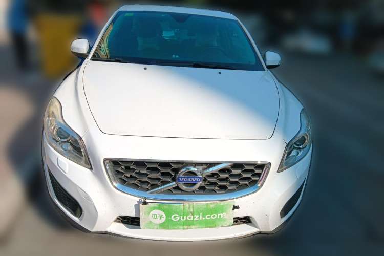 Used Volvo C30 2012 2.0L Aktiv Dynamic Package Edition Front