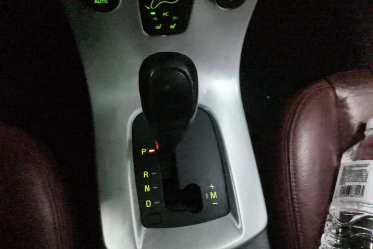 Used Volvo C30 2012 2.0L Aktiv Dynamic Package Edition Gear Lever