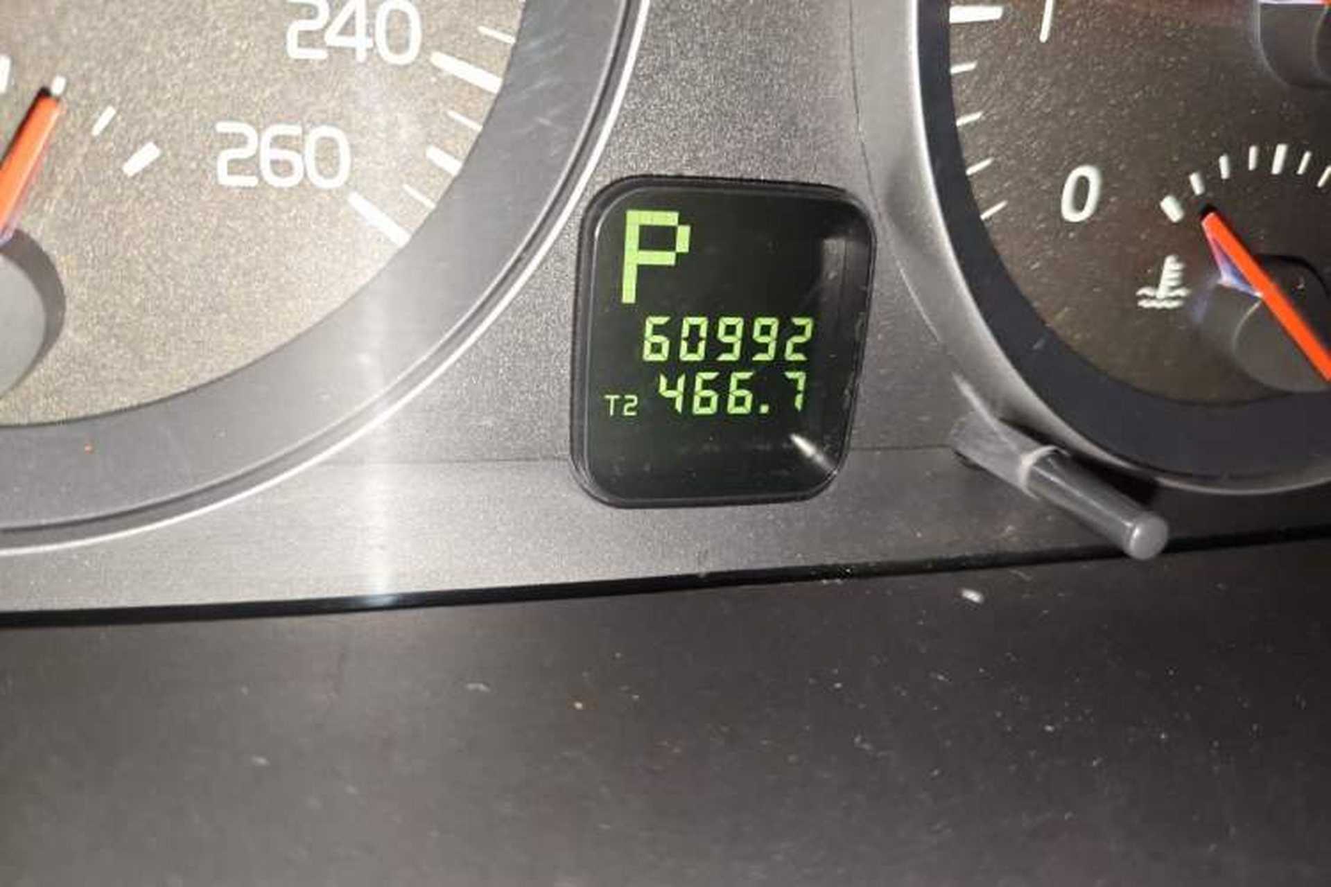 Used Volvo C30 2012 2.0L Aktiv Dynamic Package Edition Odometer Close Up