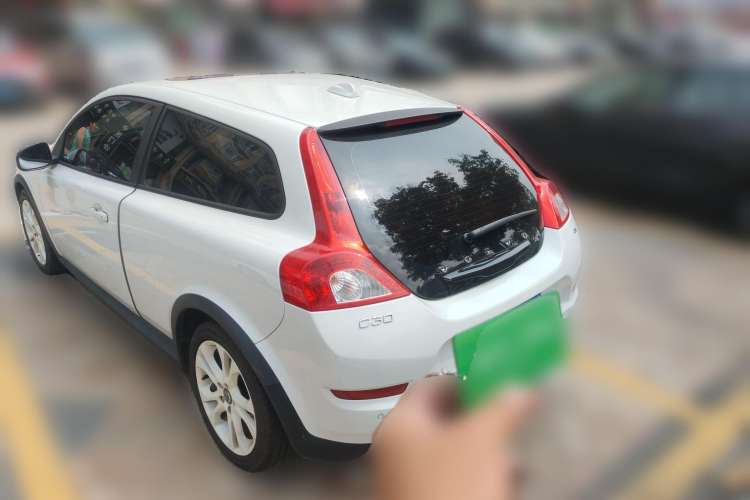 Used Volvo C30 2012 2.0L Aktiv Dynamic Package Edition Rear Left 45 Deg