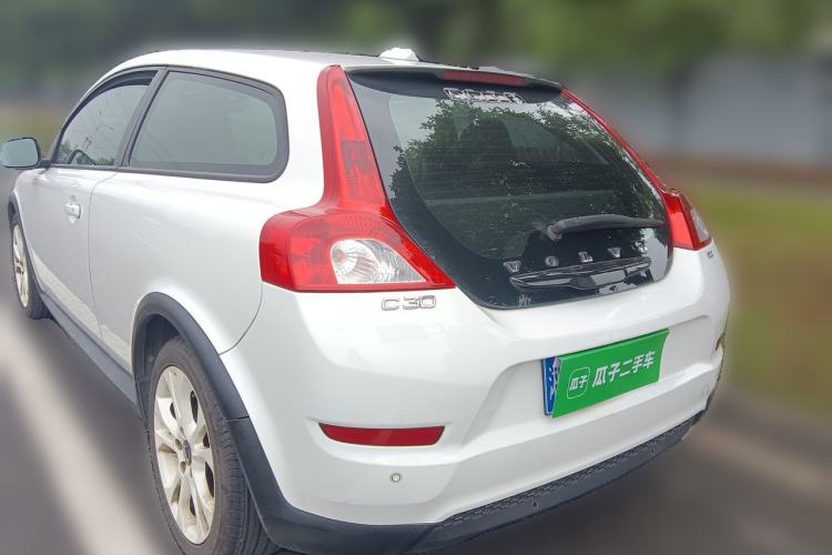 Used Volvo C30 2012 2.0L Aktiv Dynamic Package Edition Rear Left 45 Deg