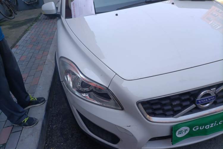 Used Volvo C30 2012 2.0L Aktiv Right Front Headlight