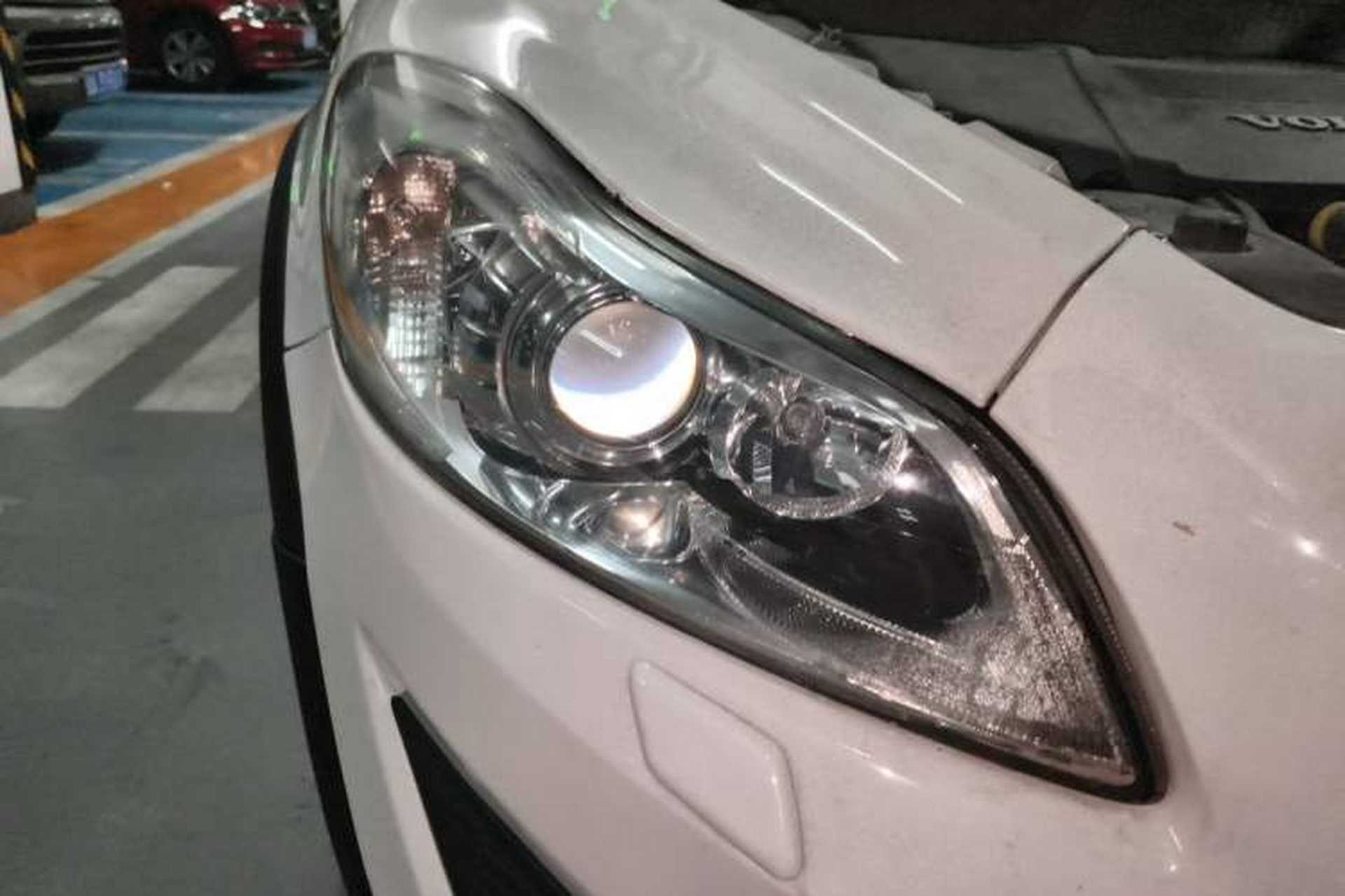 Used Volvo C30 2012 2.0L Aktiv Dynamic Package Edition Right Front Headlight
