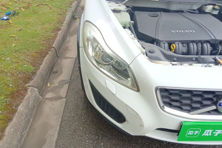 Used Volvo C30 2012 2.0L Aktiv Dynamic Package Edition Right Front Headlight
