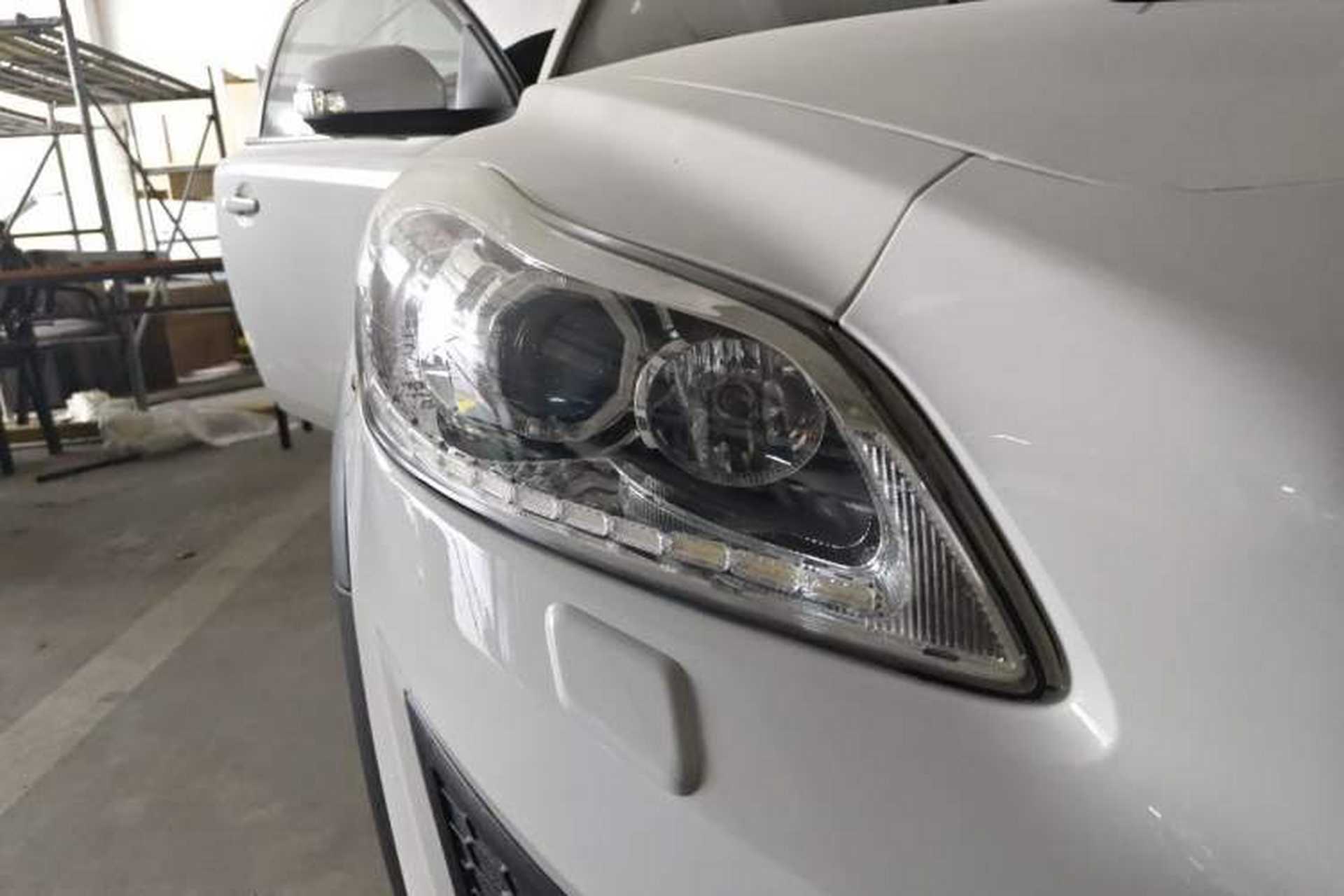 Used Volvo C30 2012 2.0L Aktiv Dynamic Package Edition Right Front Headlight