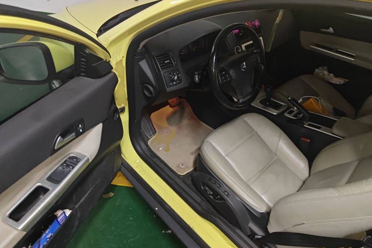 Used Volvo C30 2012 2.0L Aktiv Dynamic Package Edition Driver Seat