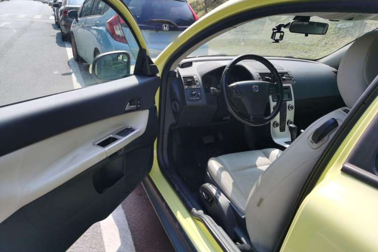 Used Volvo C30 2012 2.0L Aktiv Dynamic Package Edition Driver Seat