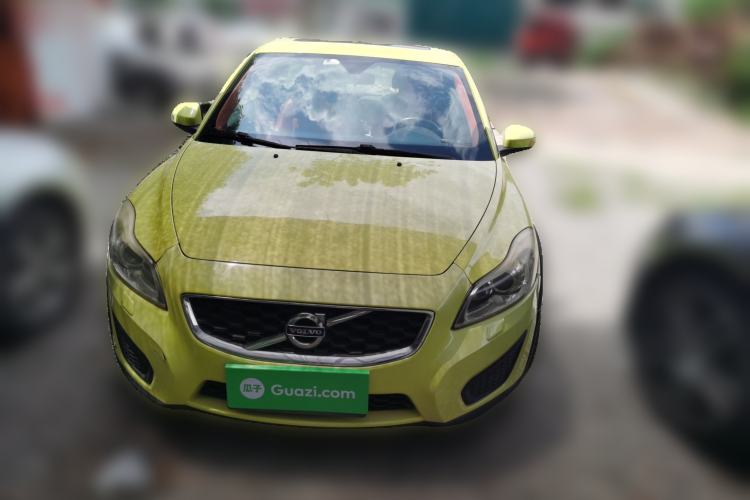 Used Volvo C30 2012 2.0L Aktiv Dynamic Package Edition Front