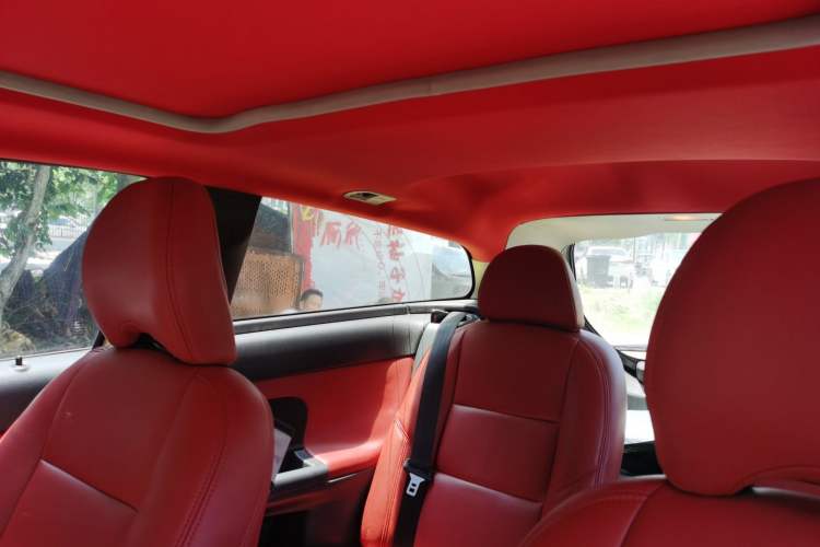 Used Volvo C30 2012 2.0L Aktiv Dynamic Package Edition Headliner