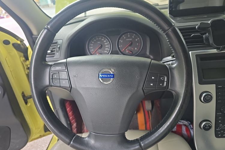 Used Volvo C30 2012 2.0L Aktiv Dynamic Package Edition Steering Wheel