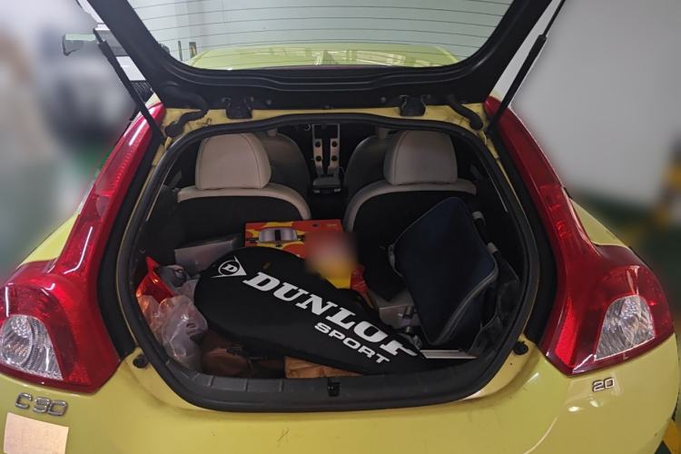 Used Volvo C30 2012 2.0L Aktiv Dynamic Package Edition Trunk