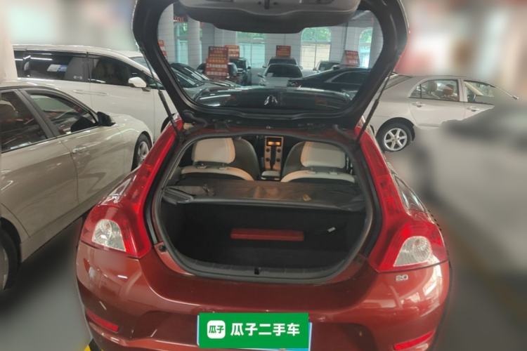 Used Volvo C30 2013 2.0L Xuan Dong Edition Trunk