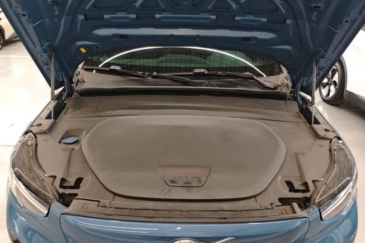 Used Volvo C40 2022 Long-Range PRO Version Engine Bay