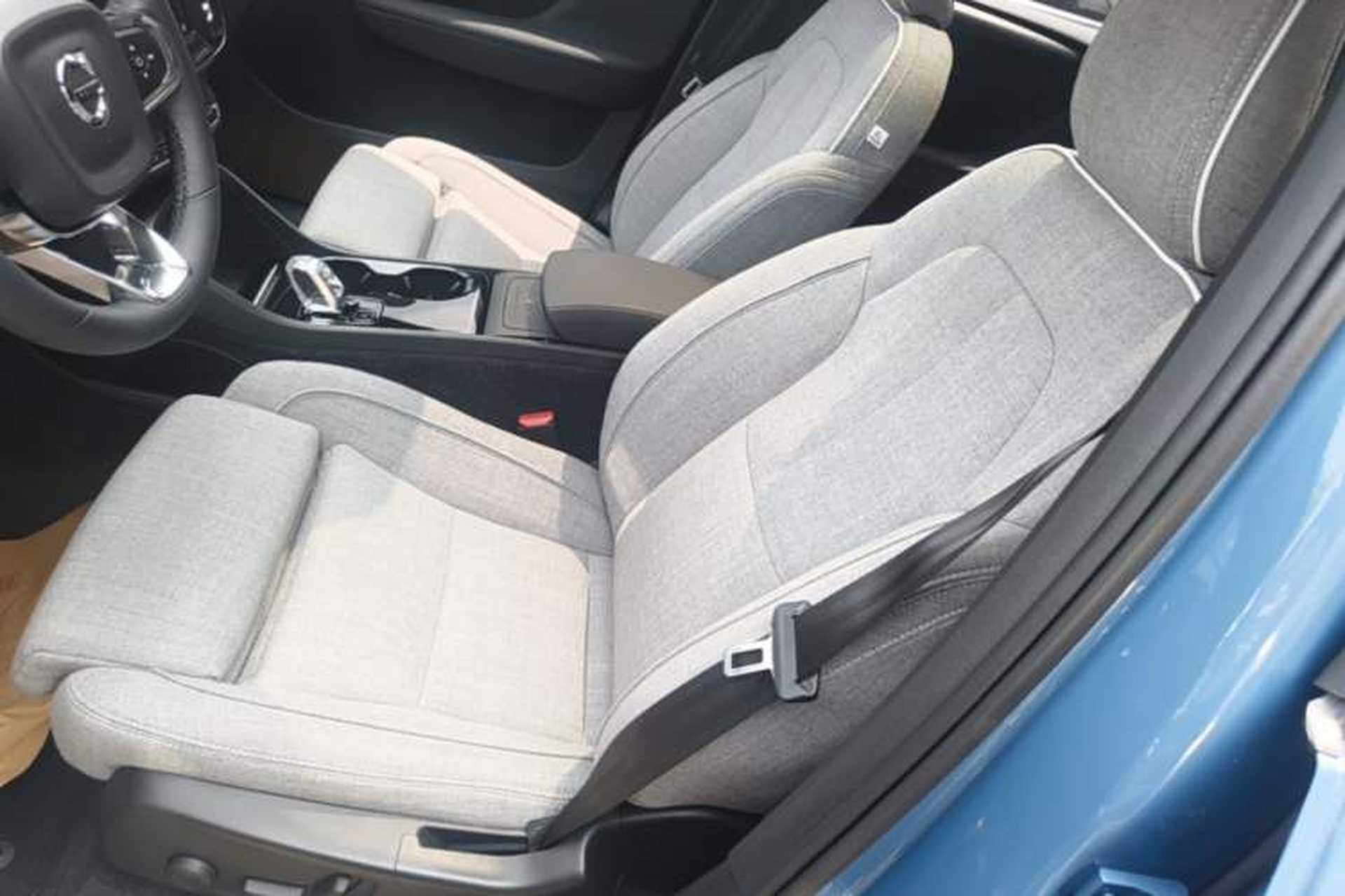 Used Volvo C40 2022 Long-Range Version Left Front Seat