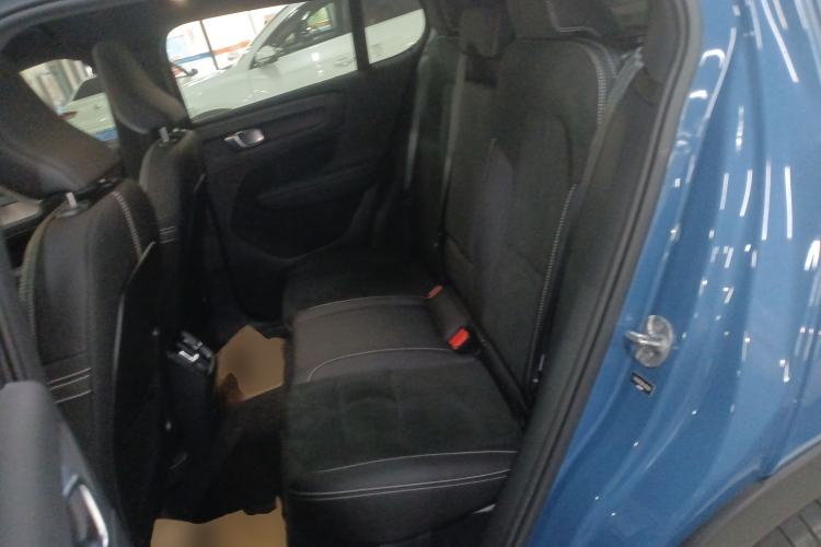 Used Volvo C40 2022 Long-Range PRO Version Left Rear Seat
