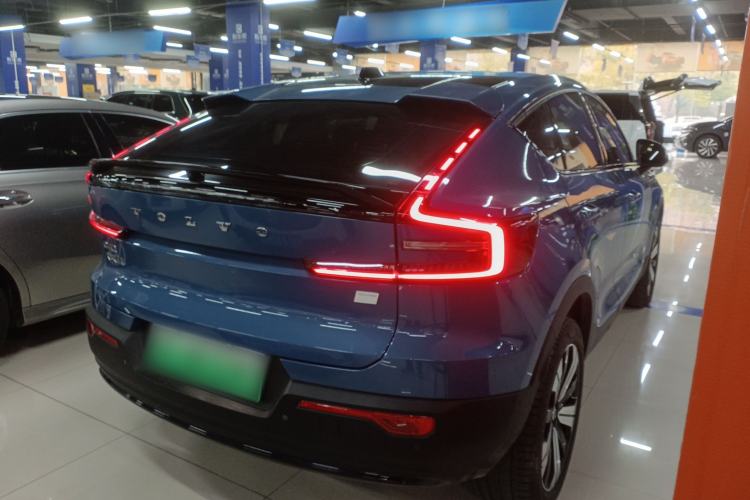Used Volvo C40 2022 Long-Range PRO Version Rear Right 45 Deg