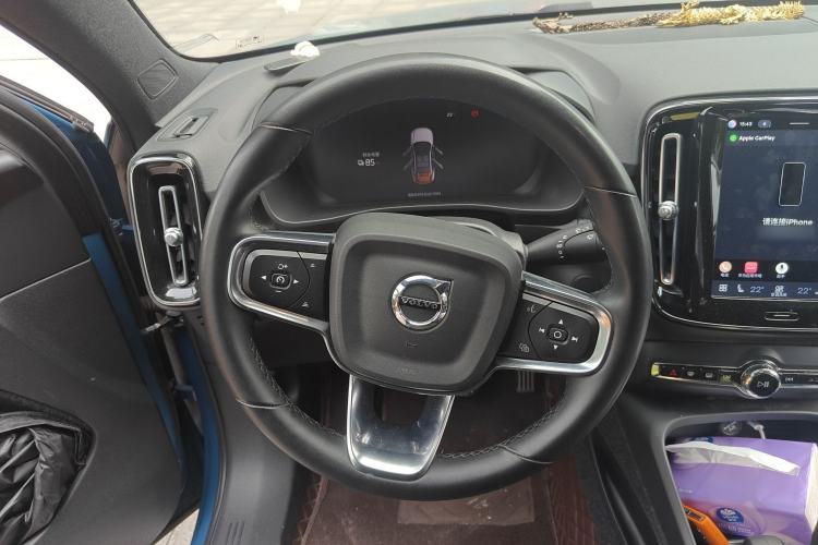 Used Volvo C40 2022 Long-Range Version Steering Wheel