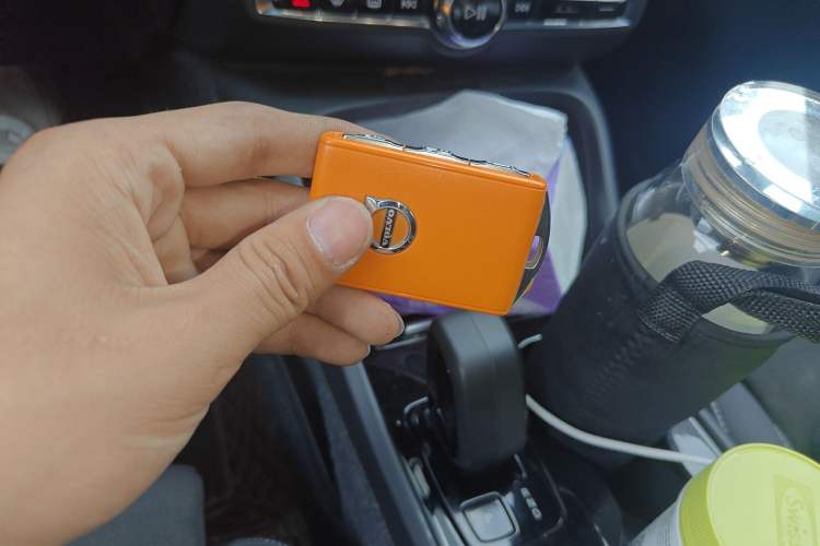Used Volvo C40 2022 Long-Range Version Vehicle Key