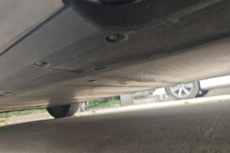Used Volvo C40 2022 Long-Range PRO Version Chassis Rear Left