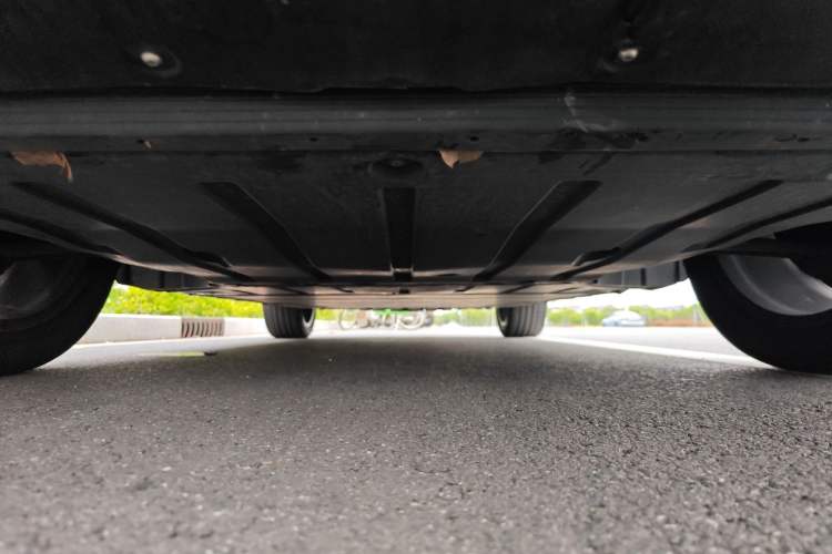 Used Volvo C40 2022 Long-Range Version Chassis Front