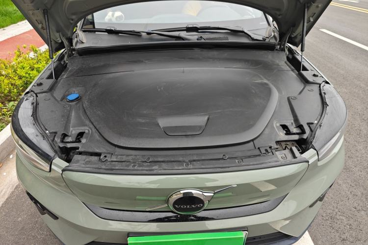 Used Volvo C40 2022 Long-Range Version Engine Bay