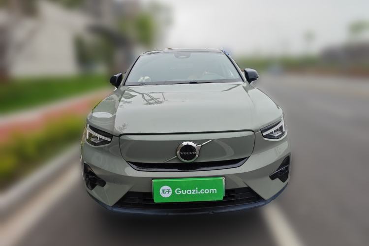 Used Volvo C40 2022 Long-Range Version Front