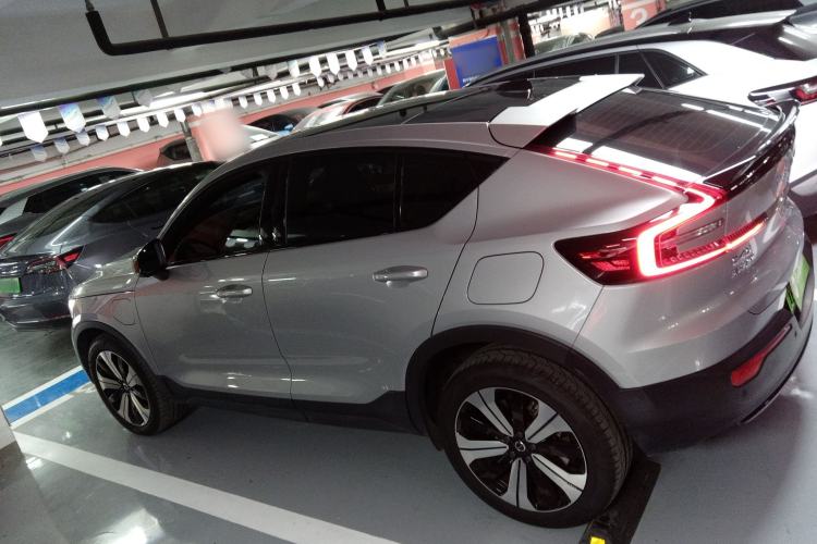 Used Volvo C40 2022 Long-Range PRO Version Exterior 3