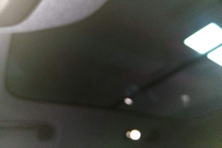Used Volvo C40 2022 Long-Range PRO Version Headliner