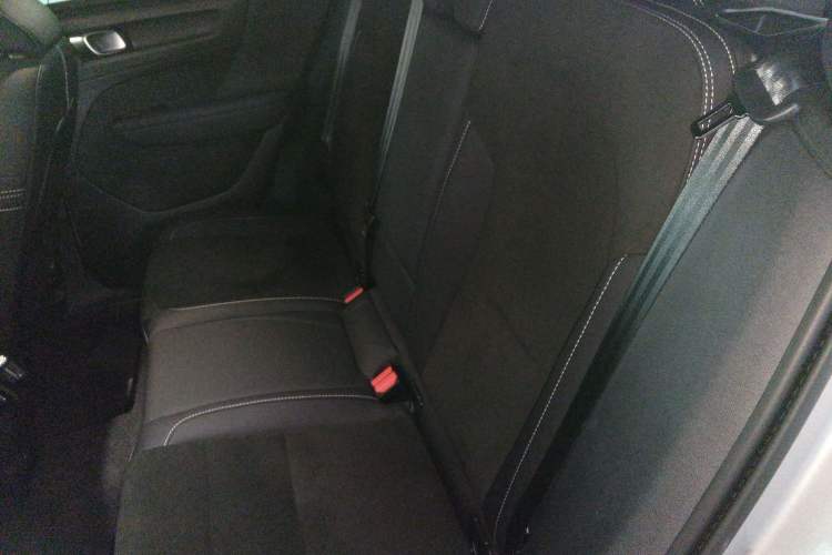 Used Volvo C40 2022 Long-Range PRO Version Interior 4