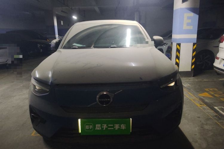 Used Volvo C40 2023 Long-Range PRO Version Front