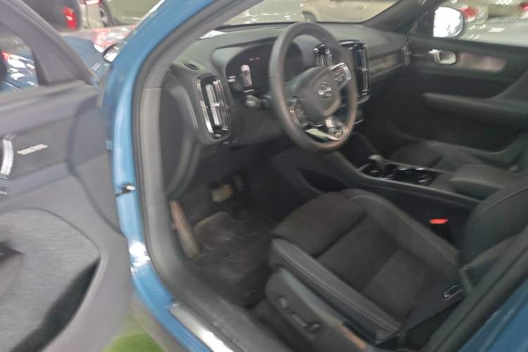 Used Volvo C40 2024 Long-Range PRO Version Driver Seat