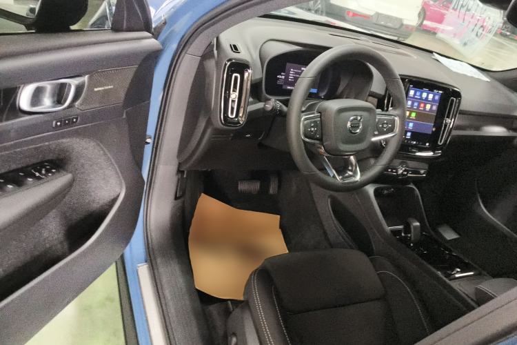 Used Volvo C40 2024 Long-Range PRO Version Driver Seat