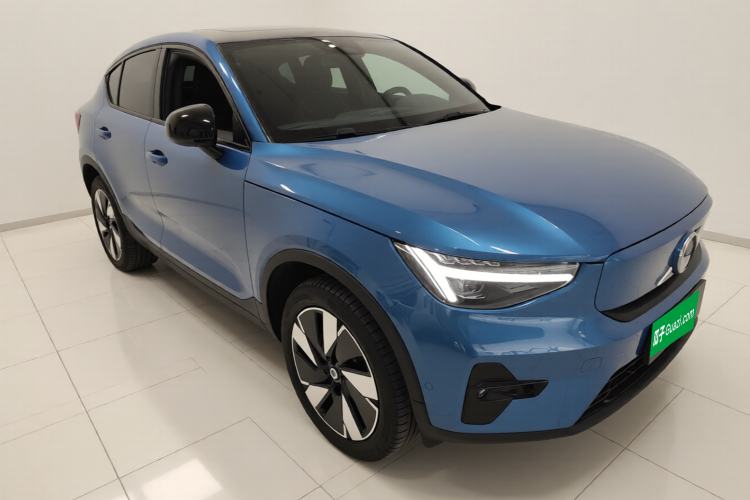 Used Volvo C40 2024 Long-Range PRO Version Exterior 1